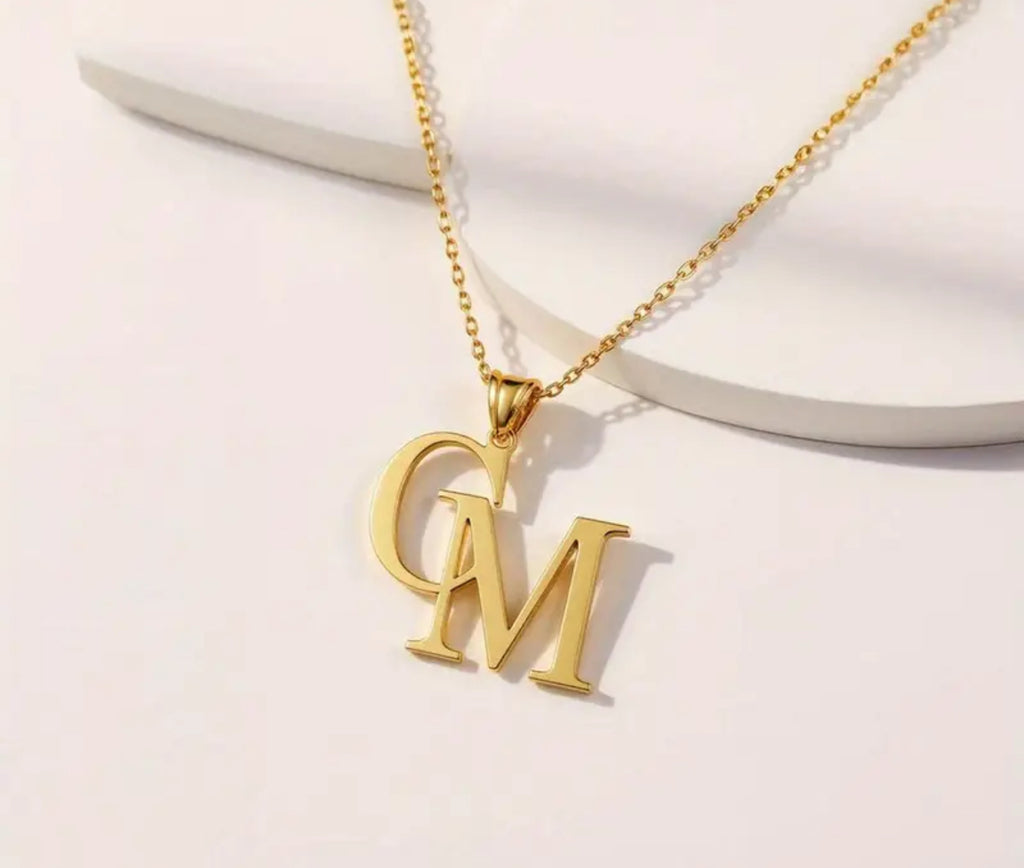 Collier double Initial