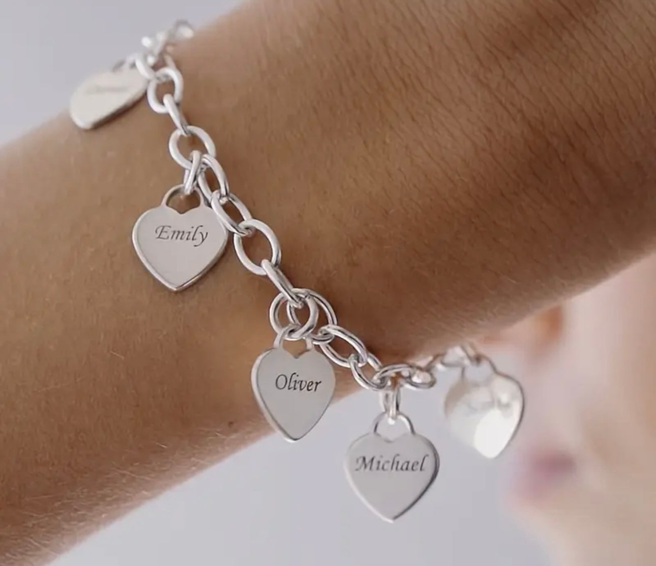 Bracelet cœur jusqu'à 5 prénoms