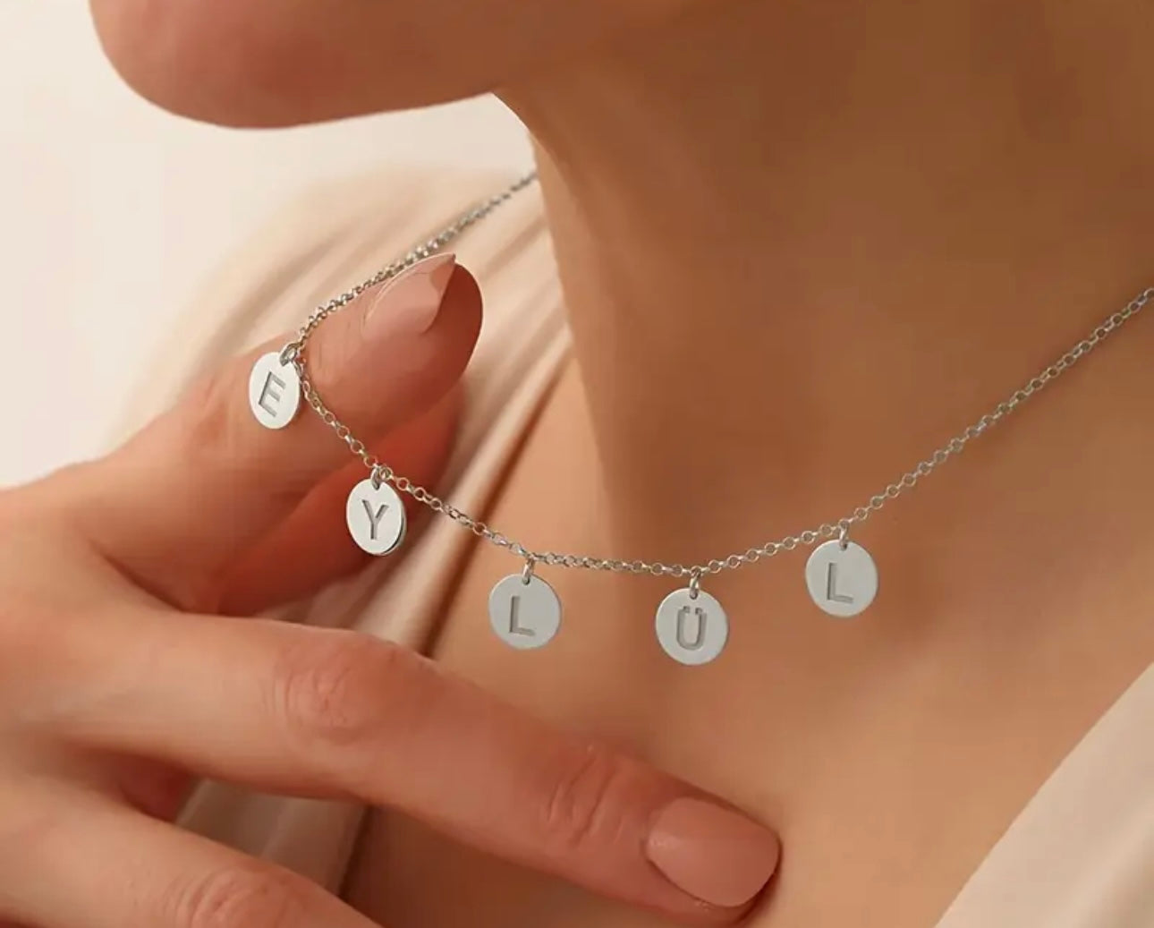 Collier Inicial Max 7 lettre